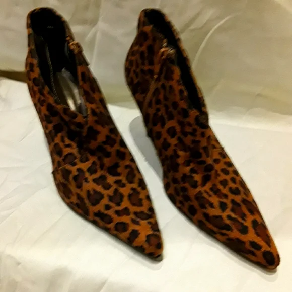 High Heels - Picture 1 of 4